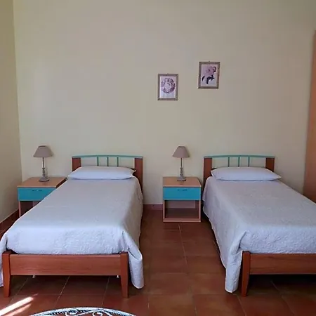 Bed and Breakfast Casa Piras Iun3880 3*