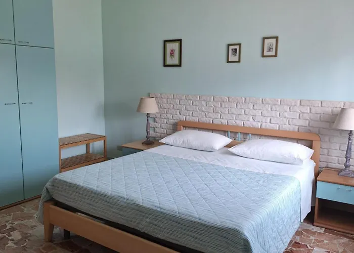 Casa Piras Iun3880 Panzió